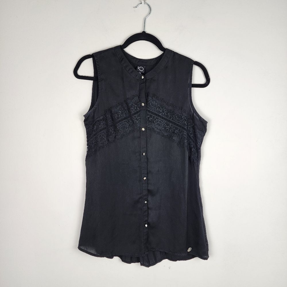 iO Lace Accent Sleeveless Blouse Button Front Top in Black - Picture 10 of 10